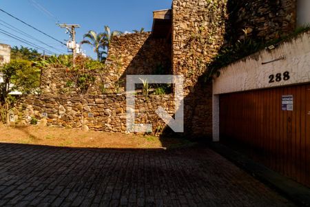 Fachada de casa para alugar com 4 quartos, 530m² em Barro Branco (zona Norte), São Paulo