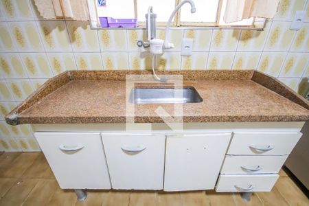 Cozinha de casa para alugar com 2 quartos, 150m² em Jardim Roberto, Osasco