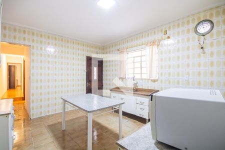 Cozinha de casa para alugar com 2 quartos, 150m² em Jardim Roberto, Osasco