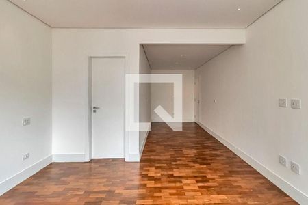 Apartamento à venda com 4 quartos, 214m² em Cerqueira César, São Paulo