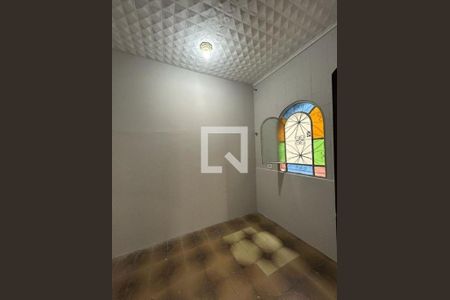 Casa à venda com 6 quartos, 200m² em Vila da Saúde, São Paulo