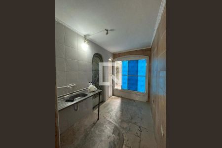 Casa à venda com 6 quartos, 200m² em Vila da Saúde, São Paulo