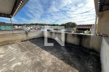 Área externa de casa à venda com 3 quartos, 250m² em Portuguesa, Rio de Janeiro