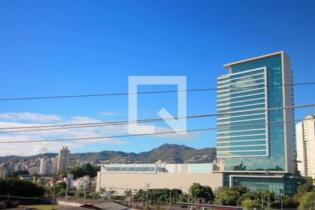 Vista da Cobertura de casa à venda com 3 quartos, 200m² em Santa Tereza, Belo Horizonte