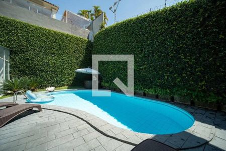 Casa à venda com 3 quartos, 565m² em Morumbi, São Paulo