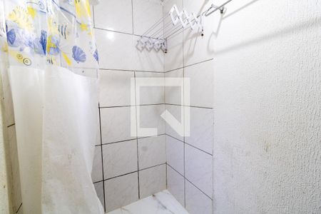Banheiro de apartamento à venda com 2 quartos, 38m² em Cavalhada, Porto Alegre