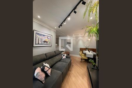 Sala de apartamento para alugar com 3 quartos, 72m² em Vila Piratininga, São Paulo