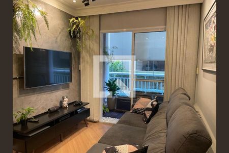 Sala de apartamento para alugar com 3 quartos, 72m² em Vila Piratininga, São Paulo