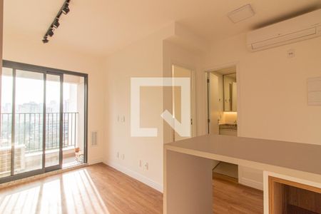 Sala de apartamento para alugar com 1 quarto, 35m² em Indianópolis, São Paulo