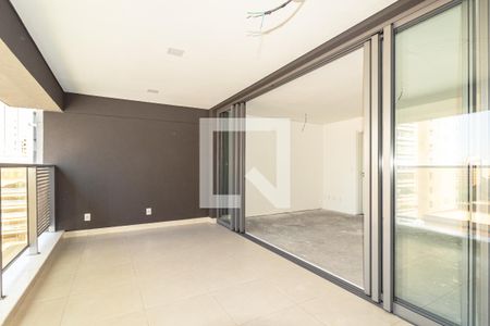 Sacada de apartamento à venda com 3 quartos, 140m² em Vila Nova Conceição, São Paulo