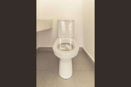 Lavabo de apartamento à venda com 3 quartos, 140m² em Vila Nova Conceição, São Paulo