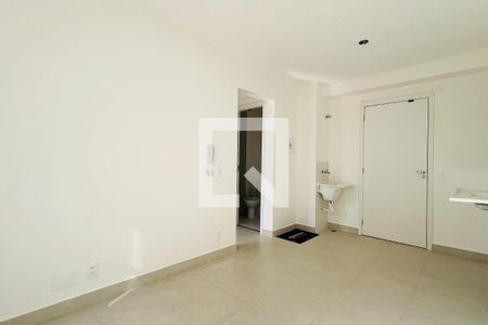 Sala/Cozinha de apartamento para alugar com 2 quartos, 40m² em Parque Novo Mundo, São Paulo