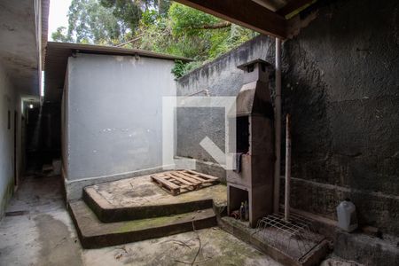 Quintal de casa à venda com 2 quartos, 65m² em Jardim Jussara, São Paulo