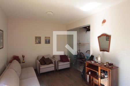 Sala de casa de condomínio à venda com 3 quartos, 158m² em Planalto, Belo Horizonte