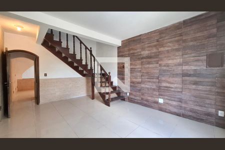 Sala de casa para alugar com 3 quartos, 180m² em Parque Novo Oratório, Santo André