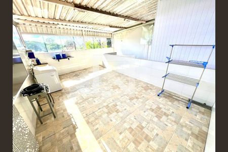 Área de Serviço de casa à venda com 3 quartos, 118m² em Santa Monica, Belo Horizonte
