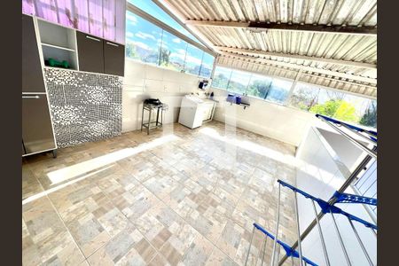 Área de Serviço de casa à venda com 3 quartos, 118m² em Santa Monica, Belo Horizonte