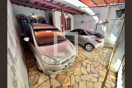Garagem de casa à venda com 3 quartos, 118m² em Santa Monica, Belo Horizonte