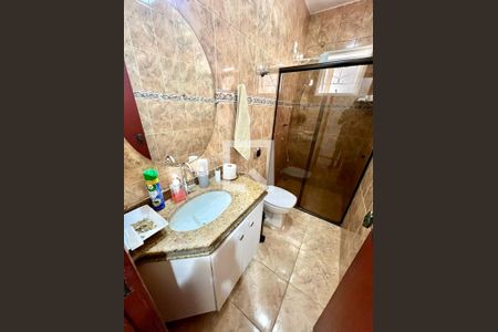 Banheiro social de casa à venda com 3 quartos, 118m² em Santa Monica, Belo Horizonte