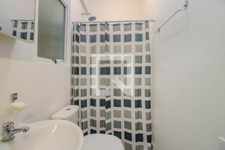 Banheiro da Suíte 1 de apartamento à venda com 4 quartos, 270m² em Independência, Porto Alegre