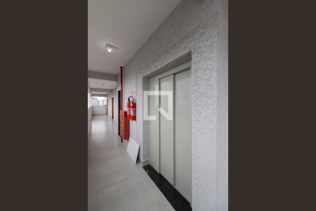 Área Comum - Elevador  de apartamento à venda com 1 quarto, 30m² em Itaquera, São Paulo