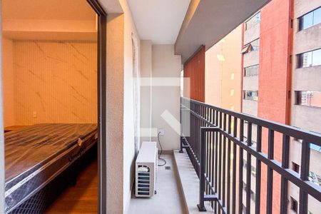 Varanda de kitnet/studio para alugar com 1 quarto, 22m² em Paraíso, São Paulo