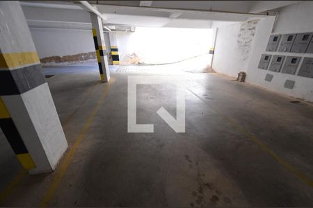 Garagem de apartamento à venda com 3 quartos, 123m² em Ana Lúcia, Belo Horizonte