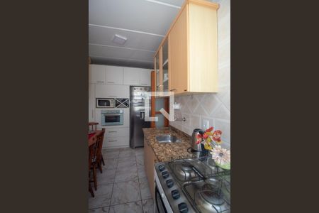 Cozinha de apartamento à venda com 2 quartos, 50m² em Vila Nova, Porto Alegre