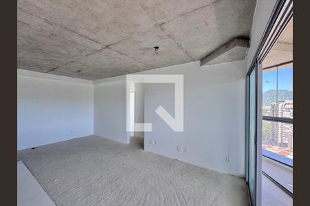 Sala de apartamento à venda com 2 quartos, 92m² em Recreio dos Bandeirantes, Rio de Janeiro