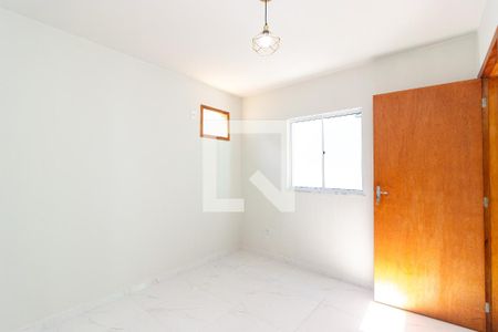 Quarto de casa para alugar com 1 quarto, 52m² em Osvaldo Cruz, Rio de Janeiro