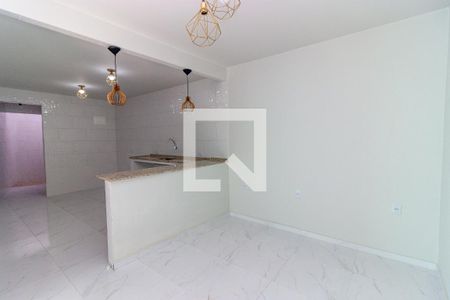 Sala/Cozinha de casa para alugar com 1 quarto, 52m² em Osvaldo Cruz, Rio de Janeiro
