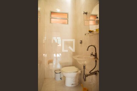 Lavabo Sala de casa à venda com 3 quartos, 200m² em Indianópolis, São Paulo