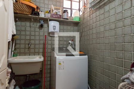 Área de Serviço de casa de condomínio à venda com 3 quartos, 298m² em Retiro do Chalé, Brumadinho