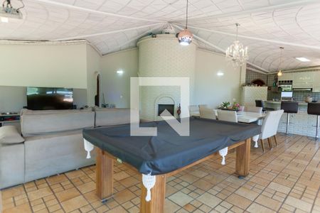 Sala de jogos de casa de condomínio à venda com 3 quartos, 298m² em Retiro do Chalé, Brumadinho