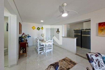 Sala de apartamento para alugar com 3 quartos, 132m² em Vila Tupi, Praia Grande