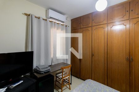 Quarto 1 de casa à venda com 3 quartos, 167m² em Vila Salete, São Paulo