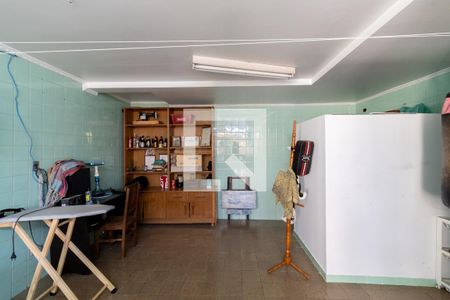 Quarto de Serviço de casa à venda com 3 quartos, 167m² em Vila Salete, São Paulo