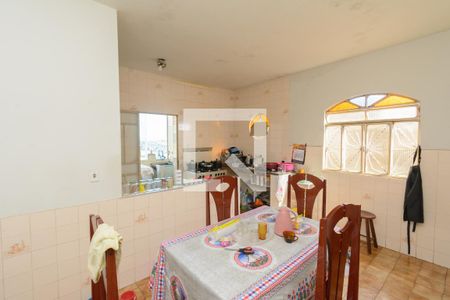 Casa 2 - Cozinha e Sala de Jantar de casa à venda com 6 quartos, 300m² em Milionários, Belo Horizonte