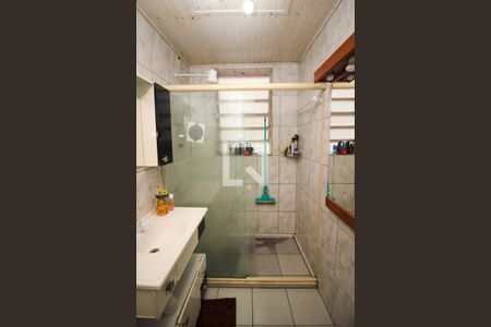 Banheiro de apartamento à venda com 3 quartos, 90m² em Partenon, Porto Alegre