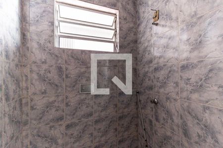 Banheiro de kitnet/studio para alugar com 1 quarto, 30m² em Vila Buarque, São Paulo