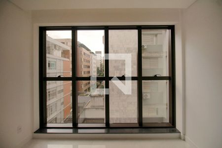 Sala de apartamento à venda com 3 quartos, 107m² em Funcionários, Belo Horizonte