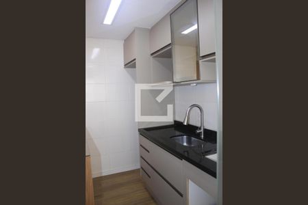 Cozinha de apartamento para alugar com 2 quartos, 44m² em Jardim Rosa de Franca, Guarulhos