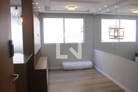 Sala de apartamento à venda com 2 quartos, 44m² em Jardim Rosa de Franca, Guarulhos