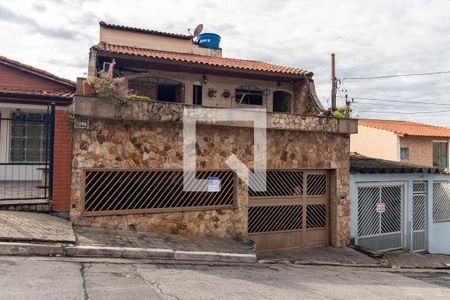 Casa à venda com 161m², 3 quartos e 3 vagasFachada