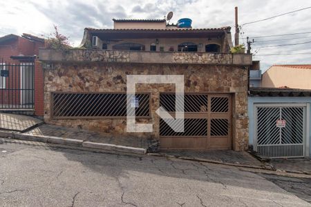 Casa à venda com 161m², 3 quartos e 3 vagasFachada