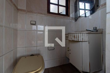 Casa à venda com 161m², 3 quartos e 3 vagasBanheiro de Serviço