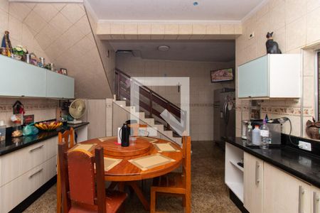 Casa à venda com 161m², 3 quartos e 3 vagasCozinha