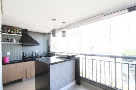 Varanda Gourmet de apartamento à venda com 3 quartos, 81m² em Vila Andrade, São Paulo