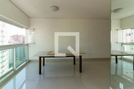 Sala de apartamento à venda com 2 quartos, 159m² em Perdizes, São Paulo