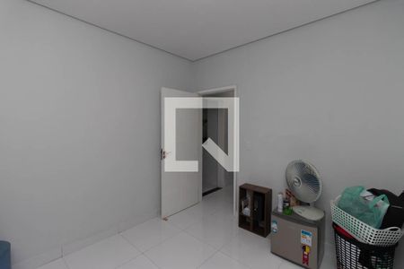 Quarto 1 de casa para alugar com 2 quartos, 200m² em Vila Nivi, São Paulo